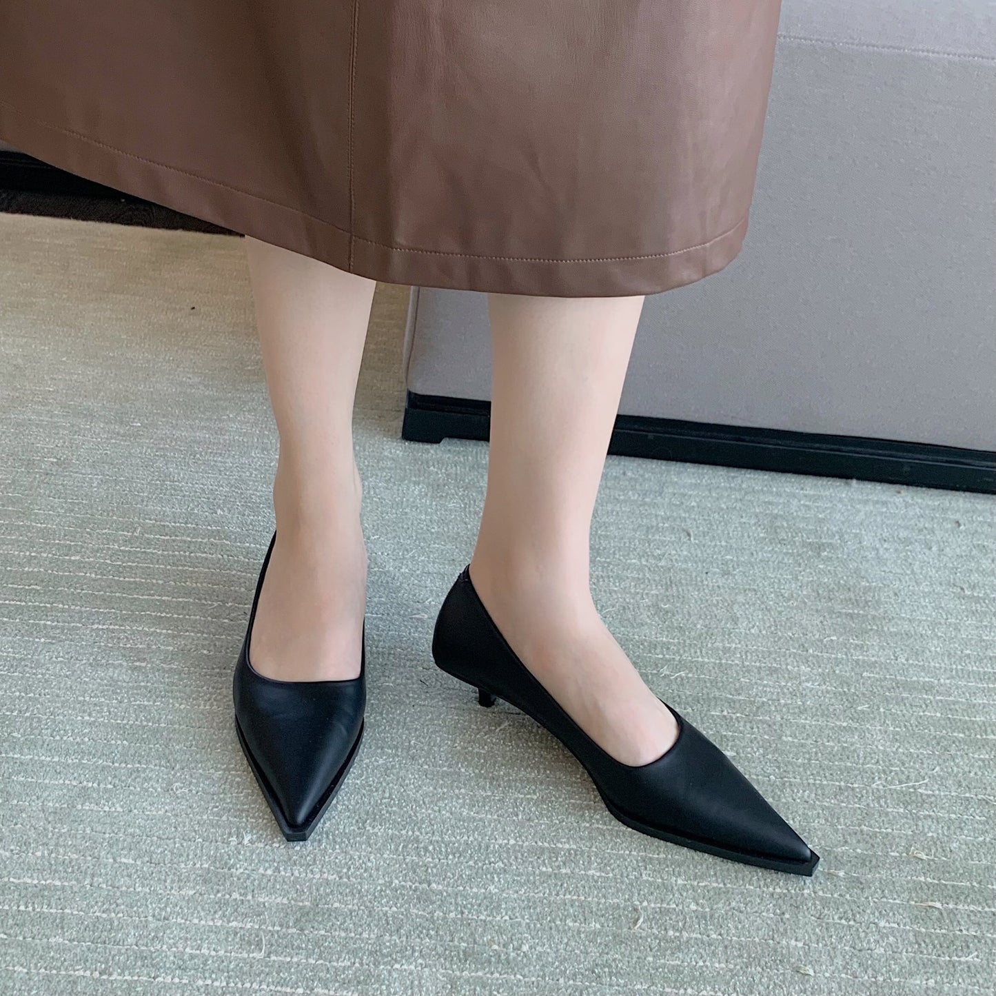 Simple Pointed Toe Pumps Low Heel Women's Shoes