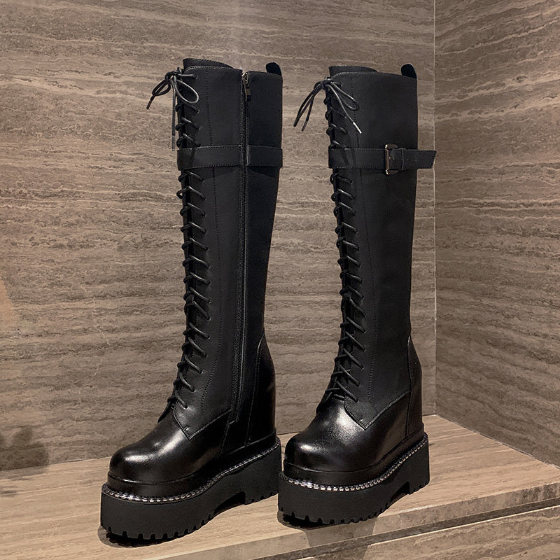 Black inner heightened Martin boots heel