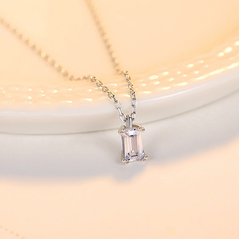 Sterling Silver Pendant Necklace Women Exquisite Emerald Cut Zircon Necklace Jewelry