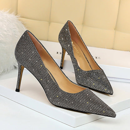 Shallow pointed high heels