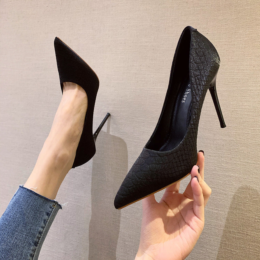 Lady pointed Pumps high heels