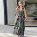 Low Cut V-neck Sleeveless Waist Elegant Dress