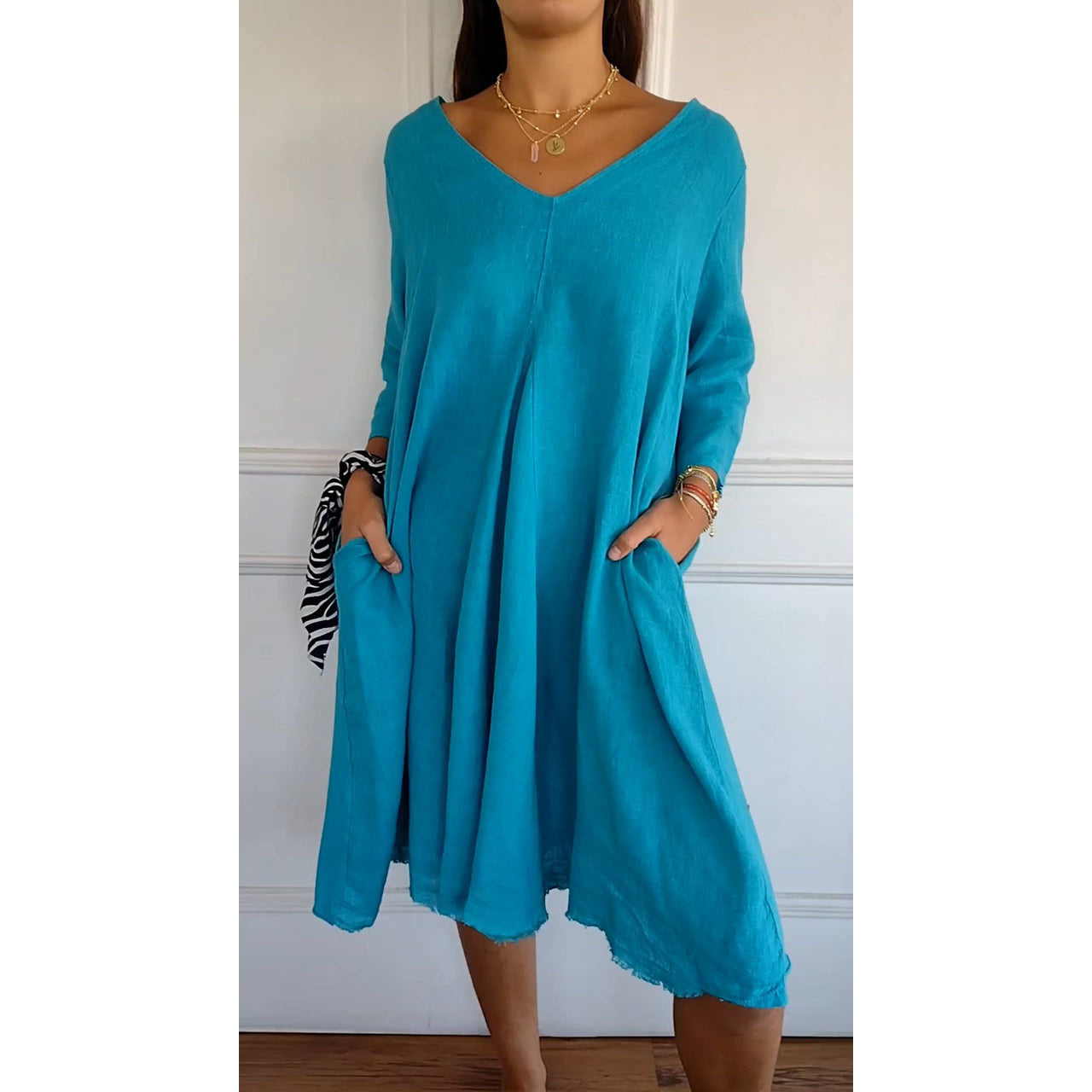 Spring And Summer Loose-fitting Plus Size V-neck Mid-length Dress