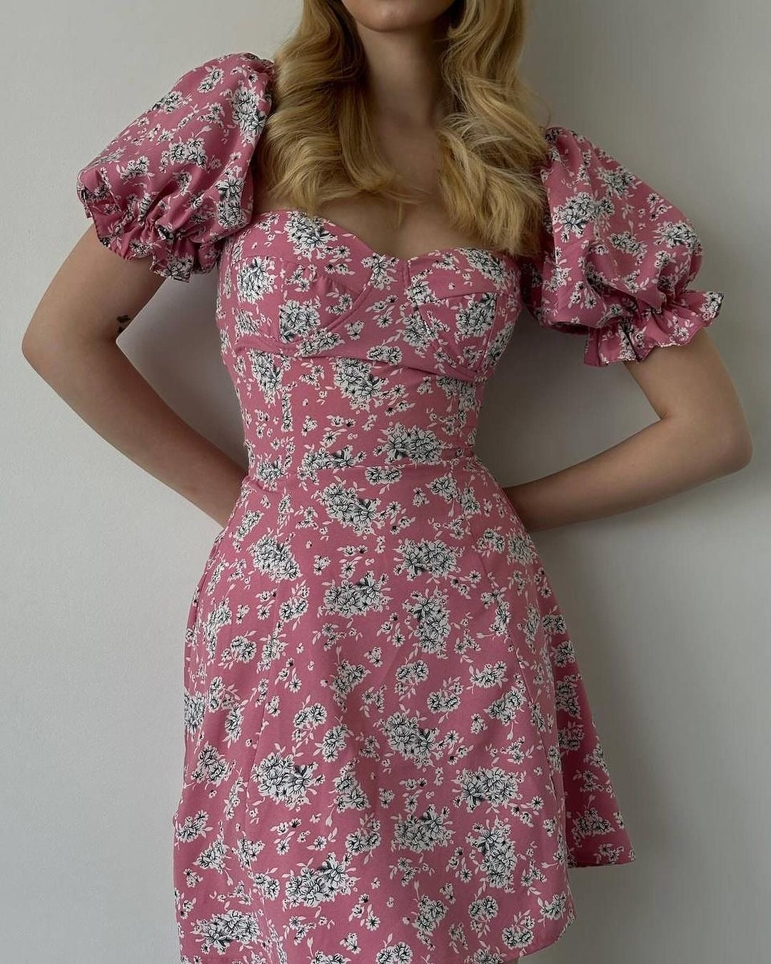 Lace-up Vintage Floral High Waist Puff Sleeve French Dress