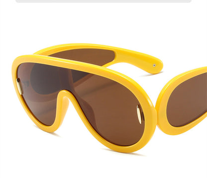 Trendy Fashion Large Rim One-piece Sunglasses For Women