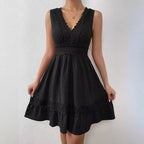 Women's Pleated V-neck Fashion Backless Dress